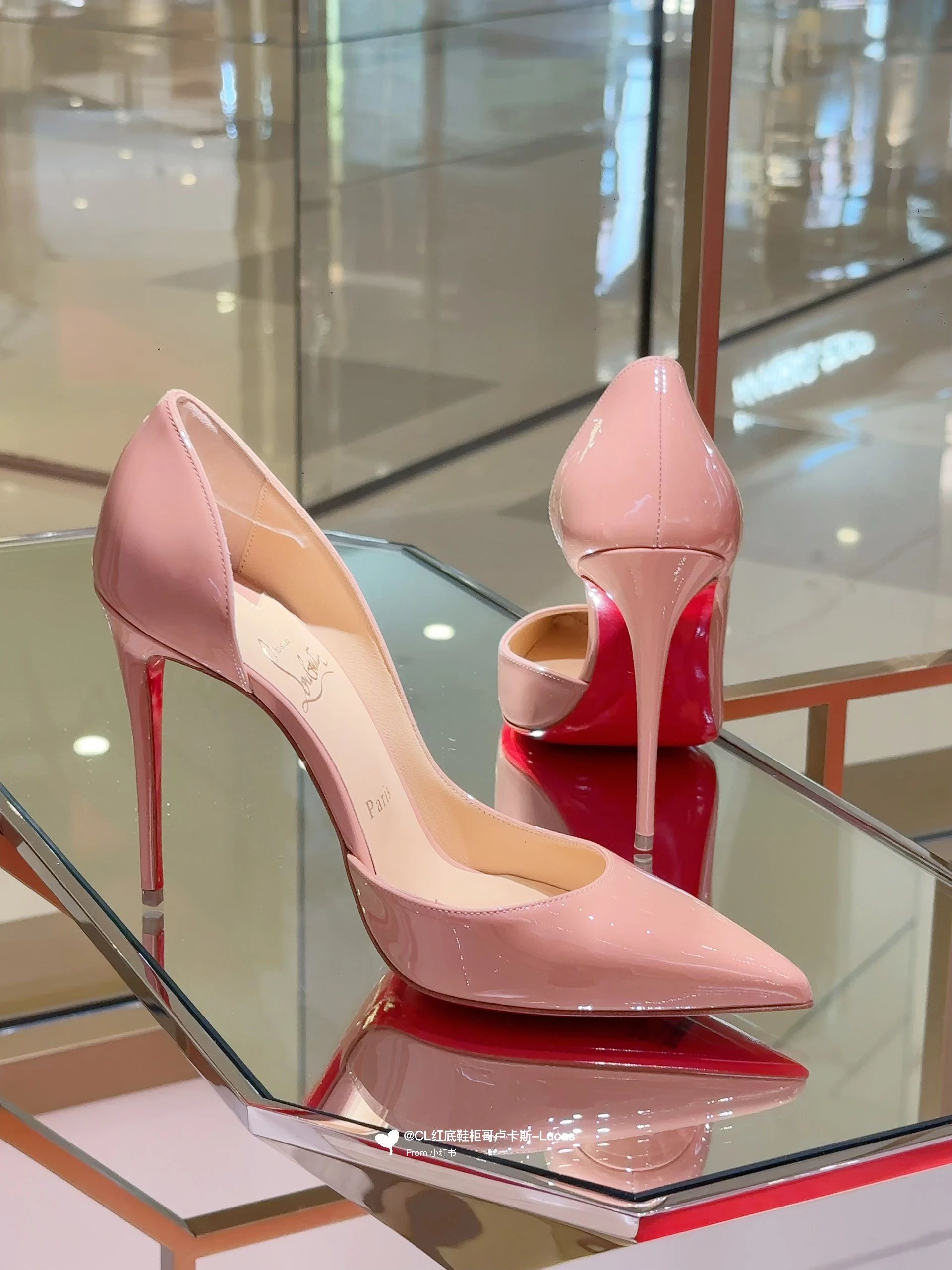 高跟 细跟 珊瑚色 浅红木色 沙红色 尖头 低帮 一脚蹬 浅口鞋 高跟 细跟 珊瑚色 浅红木色 沙红色 尖头 低帮 一脚蹬 浅口鞋 - VALI鞋履AI设计主图