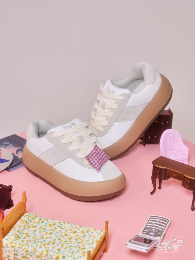 丁香灰粉 淡灰紫色 亮白色 低帮 系带