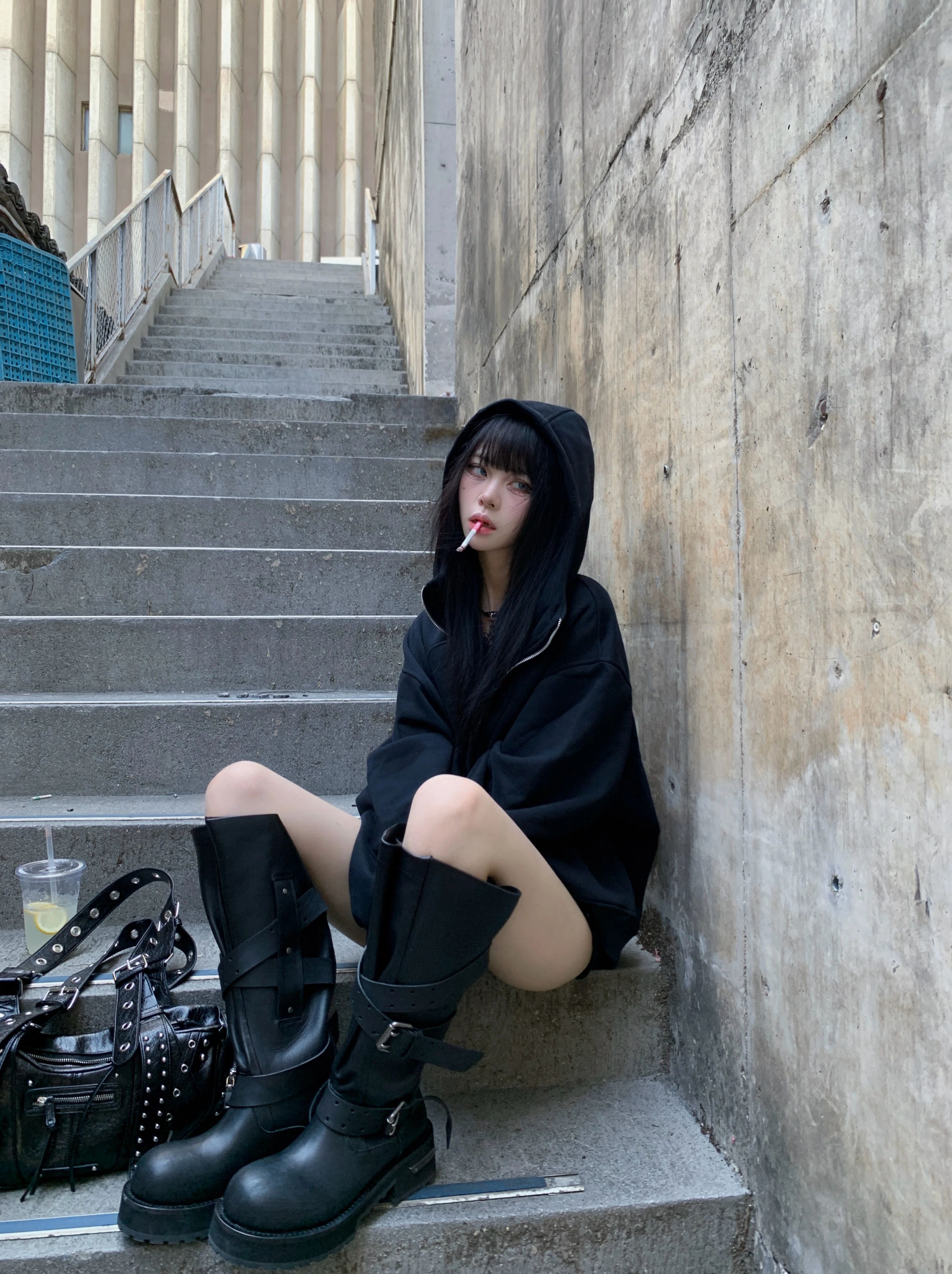 针织面料 连帽领 基础袖 选美蓝 基础绳带 ABG辣妹 辣妹 针织面料 连帽领 基础袖 选美蓝 基础绳带 ABG辣妹 辣妹 - VALI鞋履AI设计主图