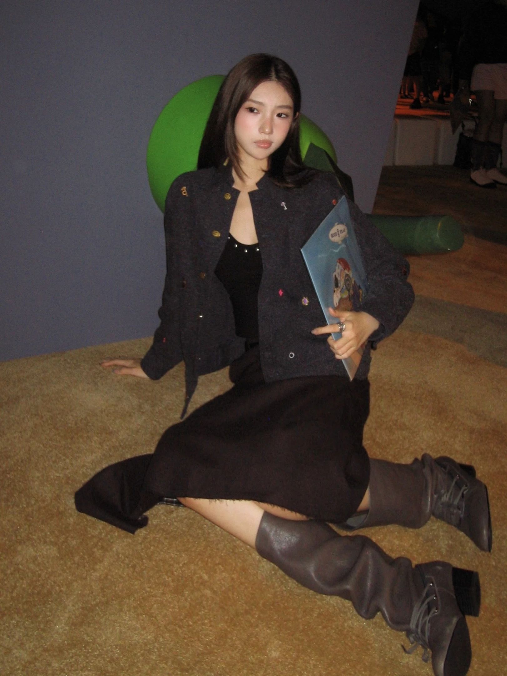 呢绒 H型 基础袖 局部印染 拼接 黑豆色 咖啡褐色 暴雨灰 基础扣饰 呢绒 H型 基础袖 局部印染 拼接 黑豆色 咖啡褐色 暴雨灰 基础扣饰 - VALI鞋履AI设计主图