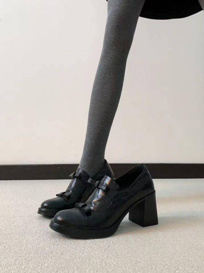 中跟 粗跟 燕尾服 暗影蓝 灰黑色 圆头 低帮 深口鞋 皮革