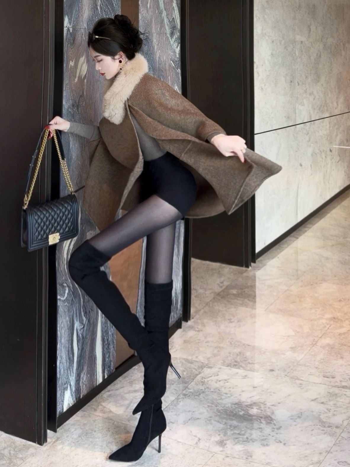 呢绒 A型 翻领 中长袖 咖啡褐色 停电色 巧克力豆色 毛条 韩系休闲 休闲 呢绒 A型 翻领 中长袖 咖啡褐色 停电色 巧克力豆色 毛条 韩系休闲 休闲 - VALI鞋履AI设计主图