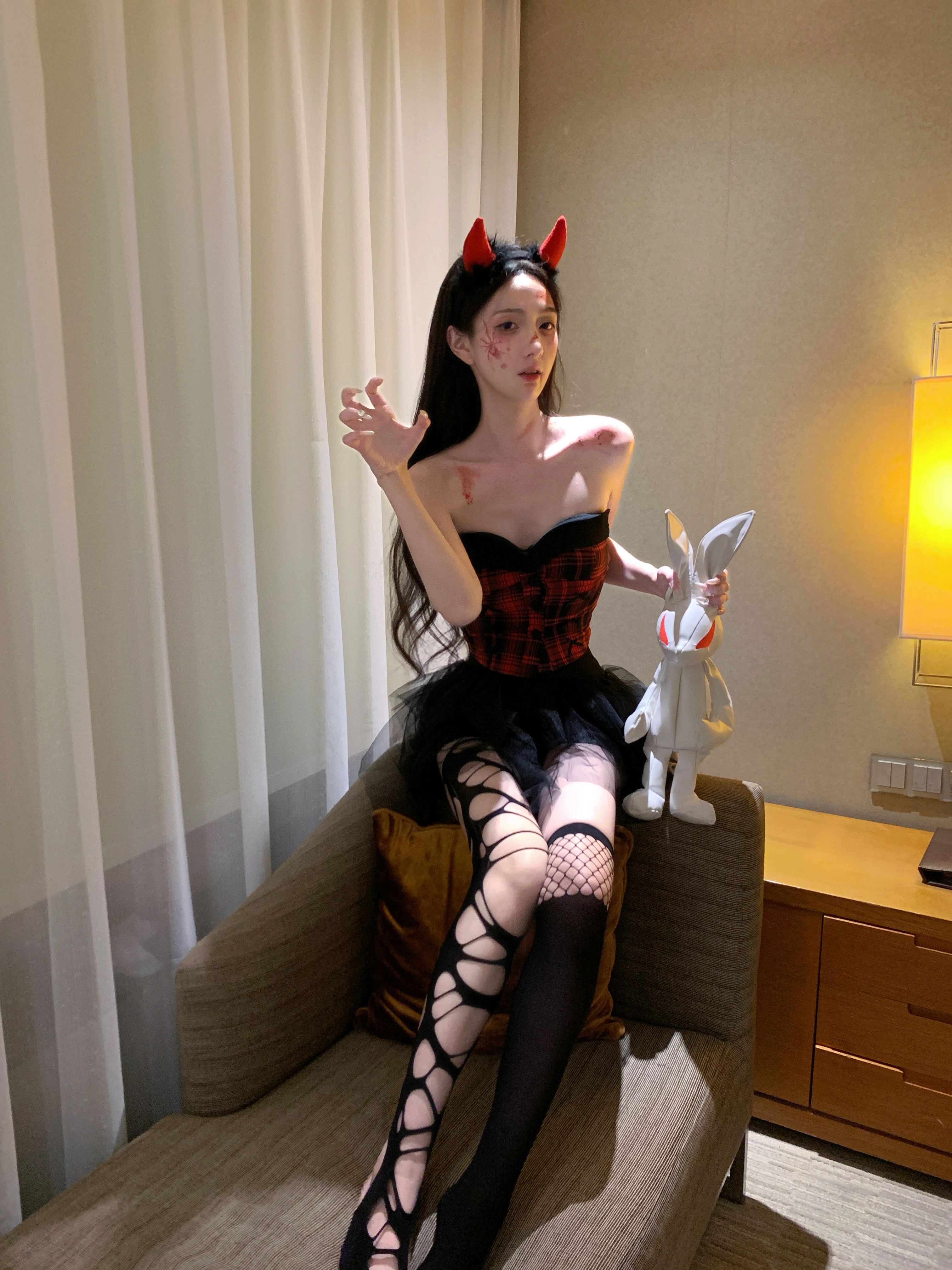  - VALI鞋履AI设计主图