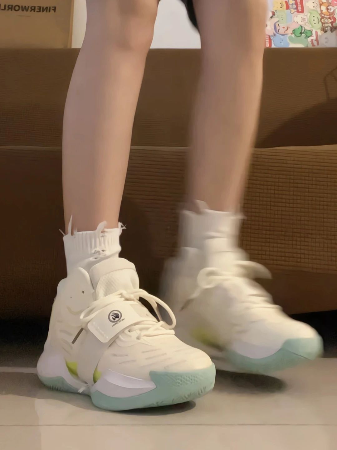 蔓菁色 铅灰色 水泥灰 低帮 系带 皮革  - VALI鞋履AI设计主图