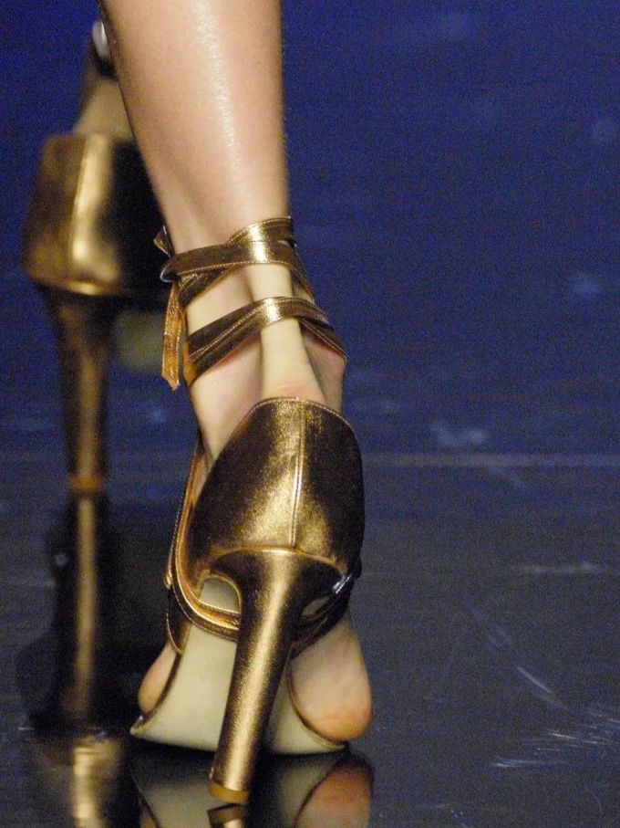 咖啡褐色 黑豆色 橡皮色 无帮 皮革