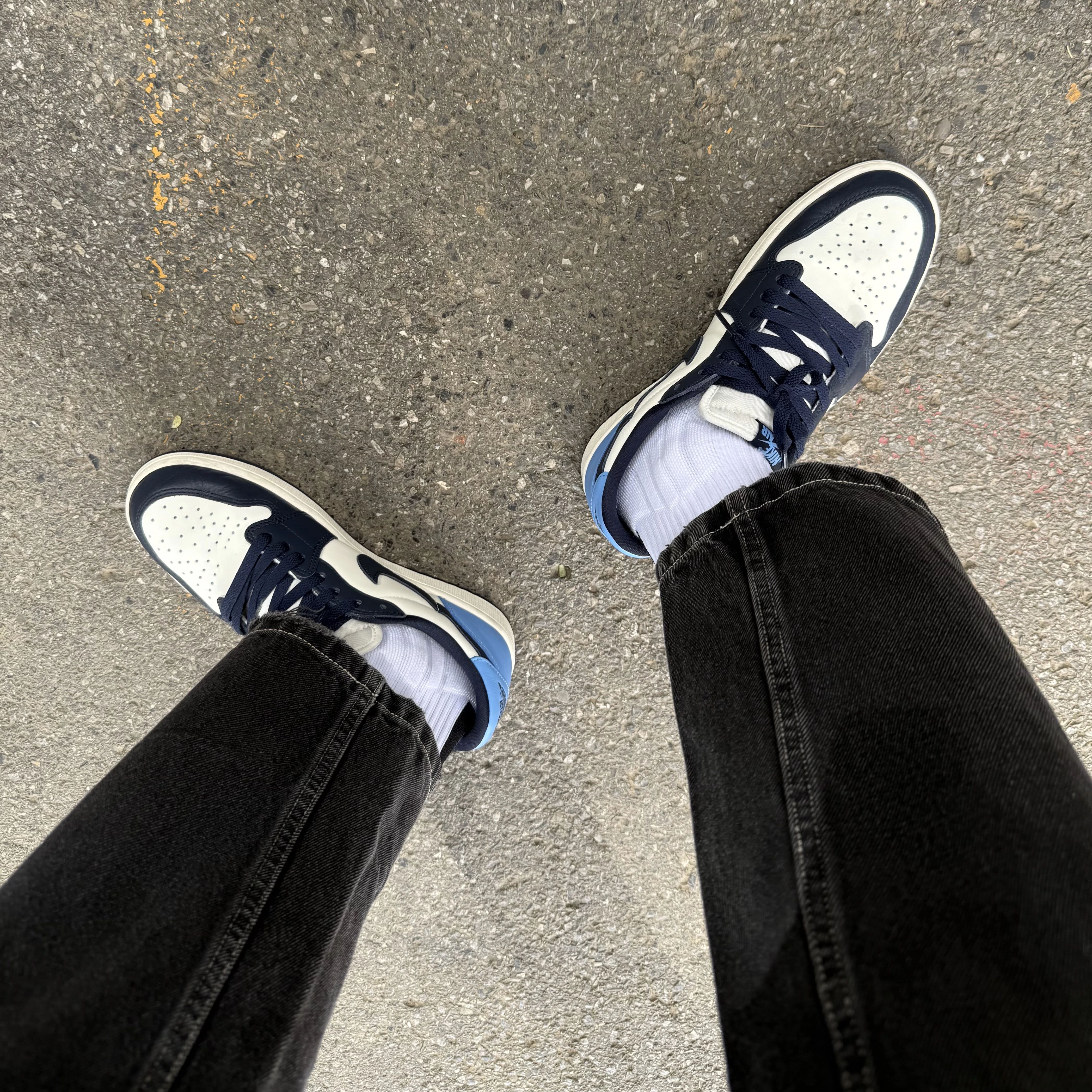 男中音蓝 钟乳石 糖粉 系带 皮革  - VALI鞋履AI设计主图