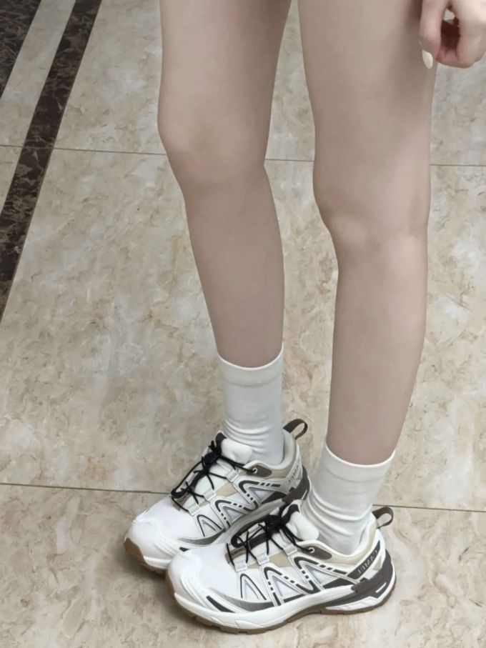 微蓝 蓝晕色 描绘灰 低帮 弹力绳 系带