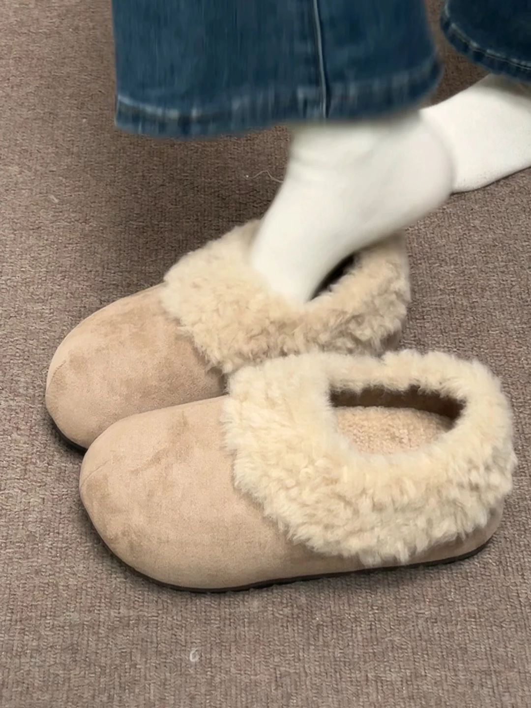 羊毛色 冬麦色 奶油白 圆头 无帮 绒毛/绒面  羊毛色 冬麦色 奶油白 圆头 无帮 绒毛/绒面  - VALI鞋履AI设计主图