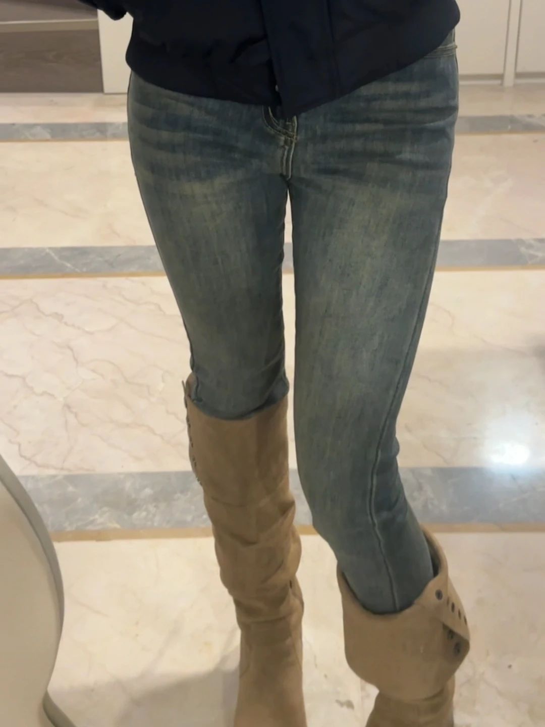 牛仔面料 洗水 阿芬宾舍犬 飞蝇钓 雀仔石  - VALI鞋履AI设计主图