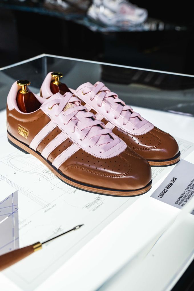 低帮 系带 皮革