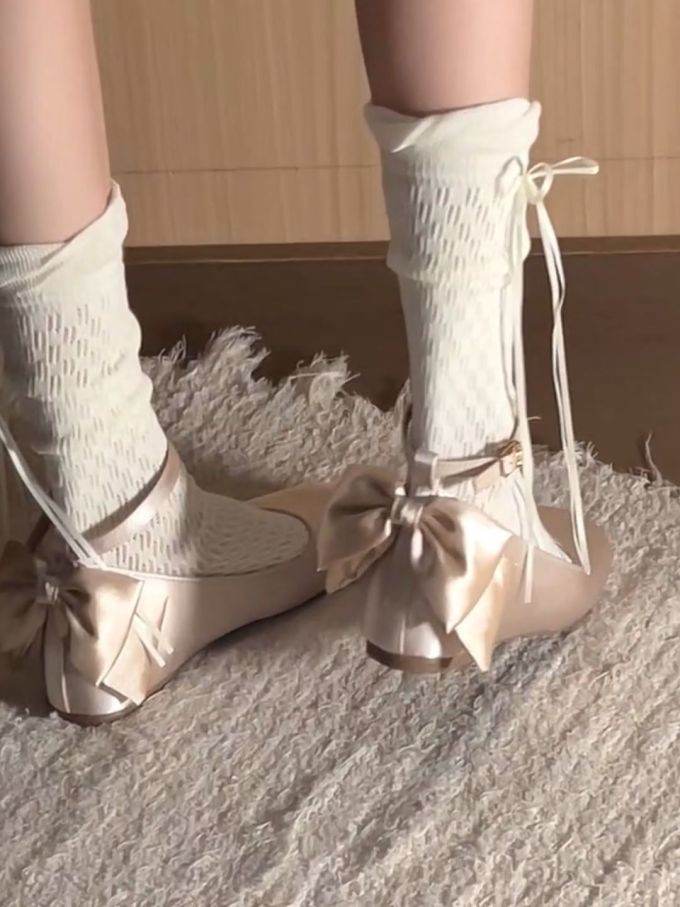 北极狼 米白色 驯鹿色 系带 皮革