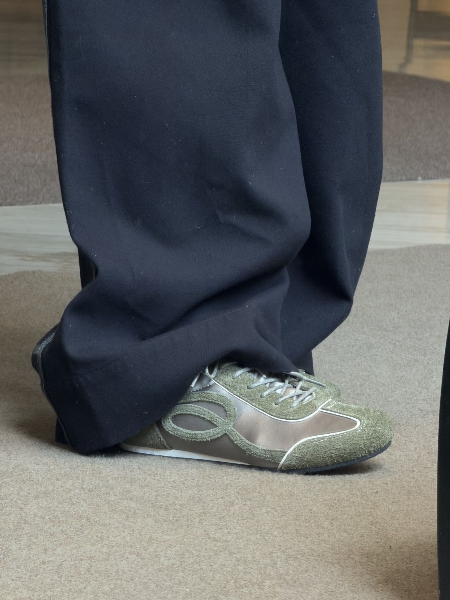 系带 皮革  - VALI鞋履AI设计主图