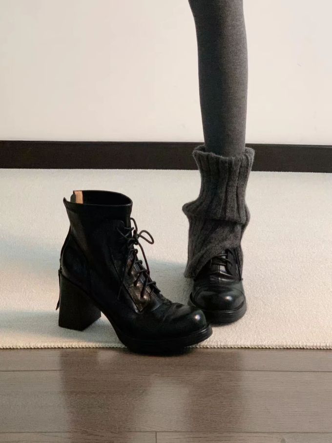 中跟 粗跟 燕尾服 棕灰色 圆头 皮革