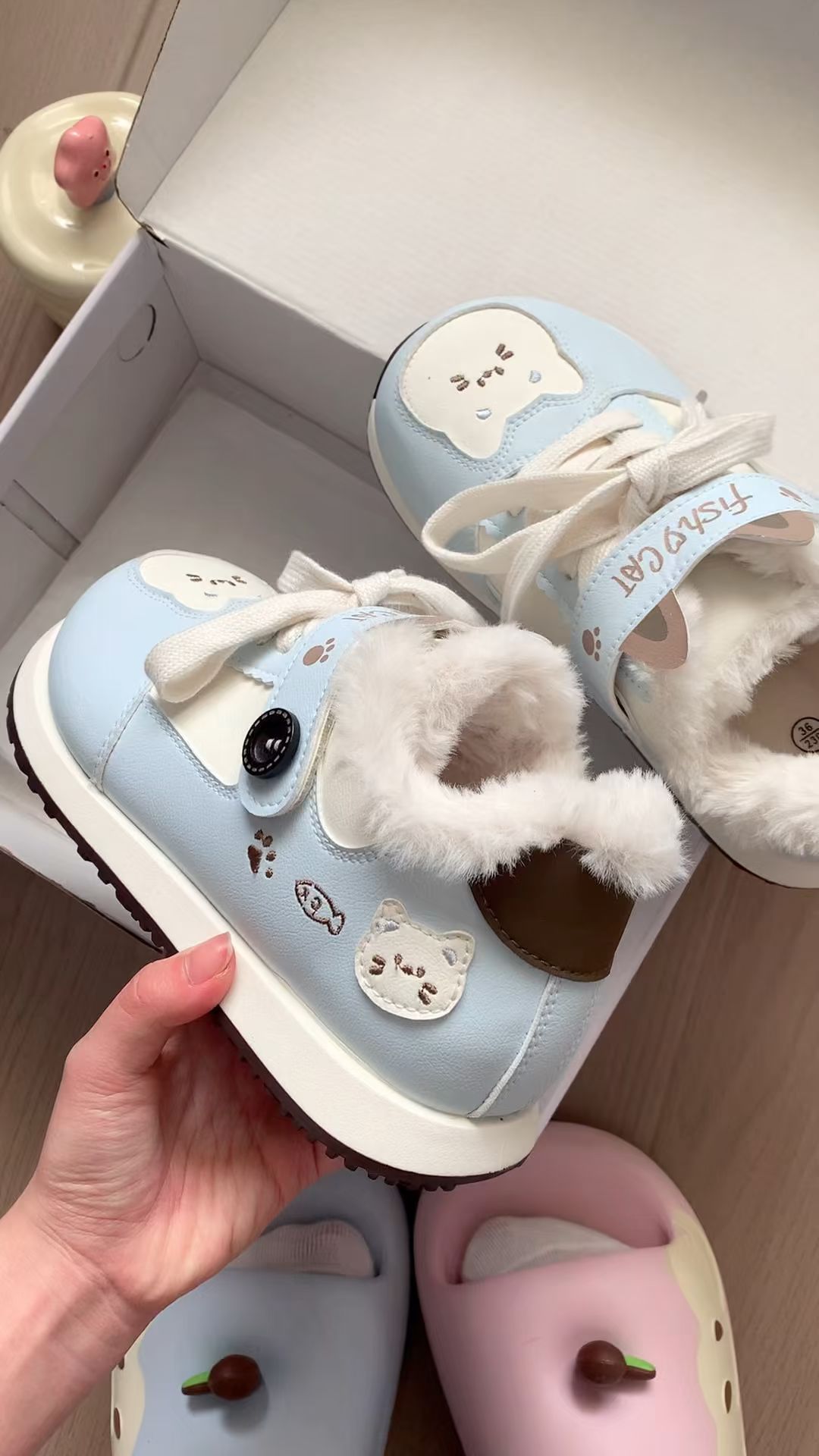 低帮 魔术贴 皮革  - VALI鞋履AI设计主图