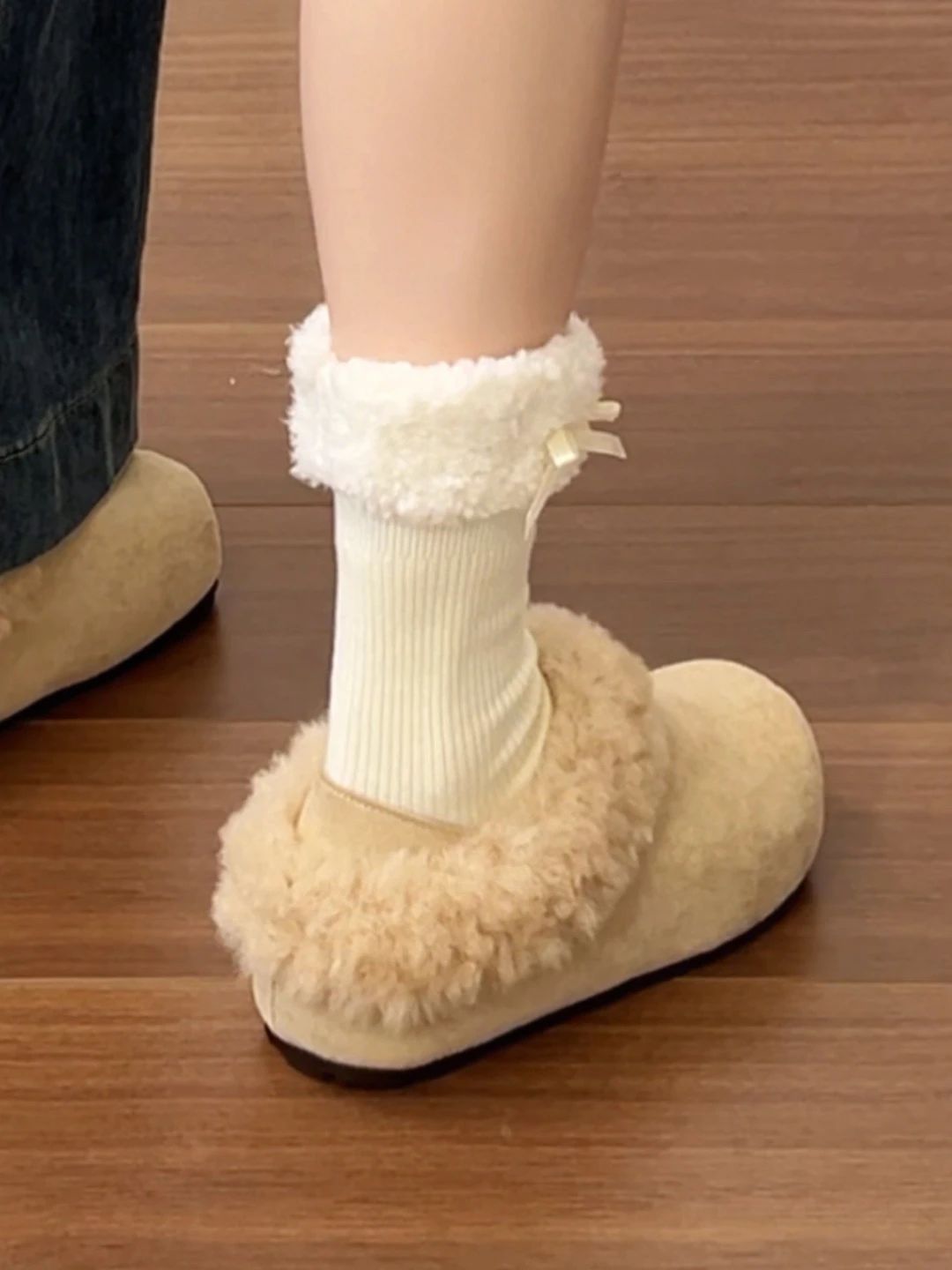 平底 无帮 绒毛/绒面  - VALI鞋履AI设计主图
