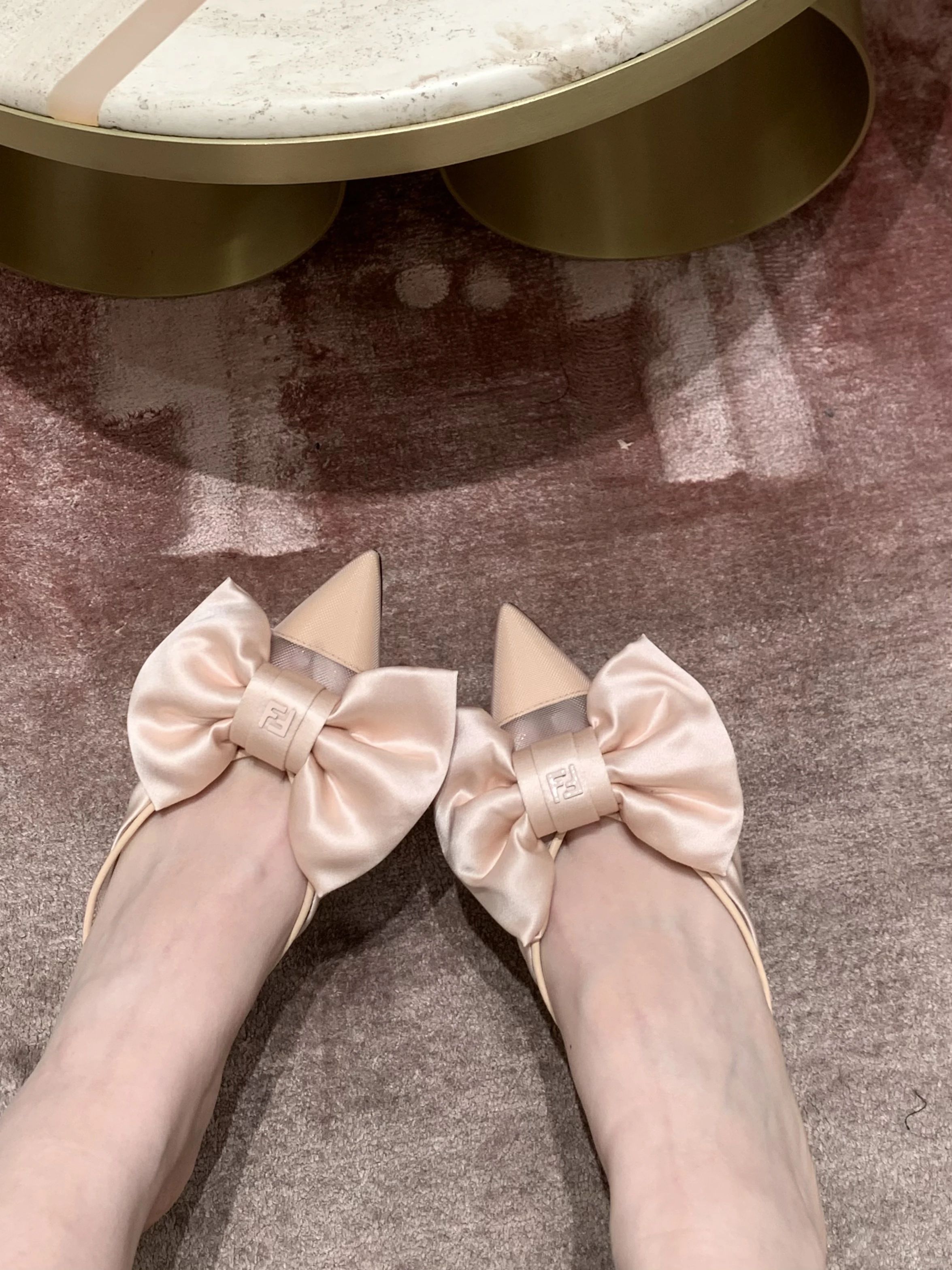 豆沙红 山茱萸色 云粉色 尖头 低帮 一脚蹬 浅口鞋 豆沙红 山茱萸色 云粉色 尖头 低帮 一脚蹬 浅口鞋 - VALI鞋履AI设计主图