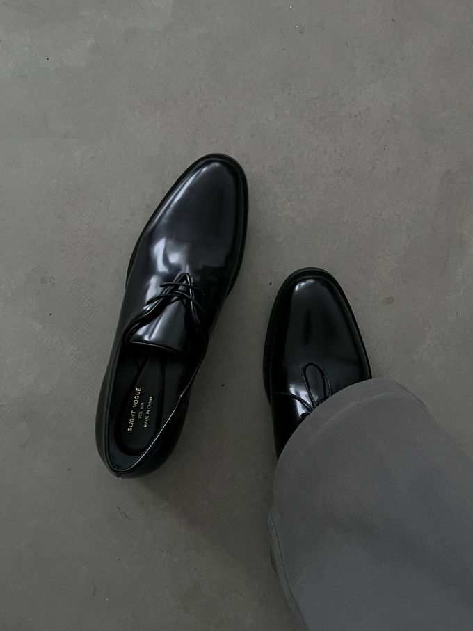 燕尾服 岩石边缘 湍流色 圆头 系带 皮革 