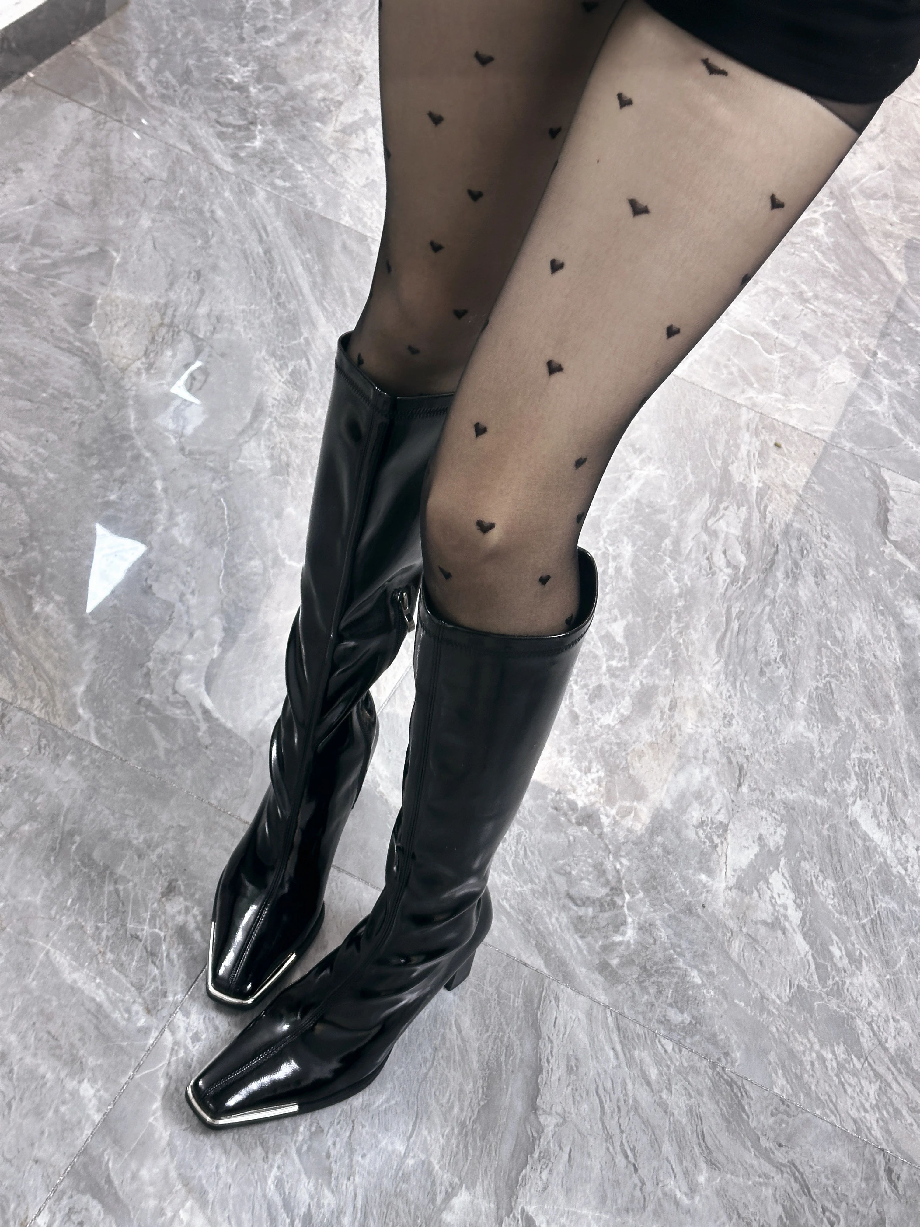 尖头 皮革  - VALI鞋履AI设计主图