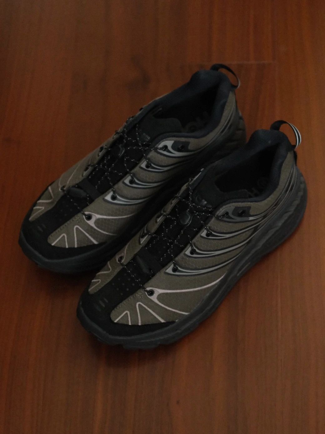 深洞 松香色 氧化铁 低帮 系带  - VALI鞋履AI设计主图