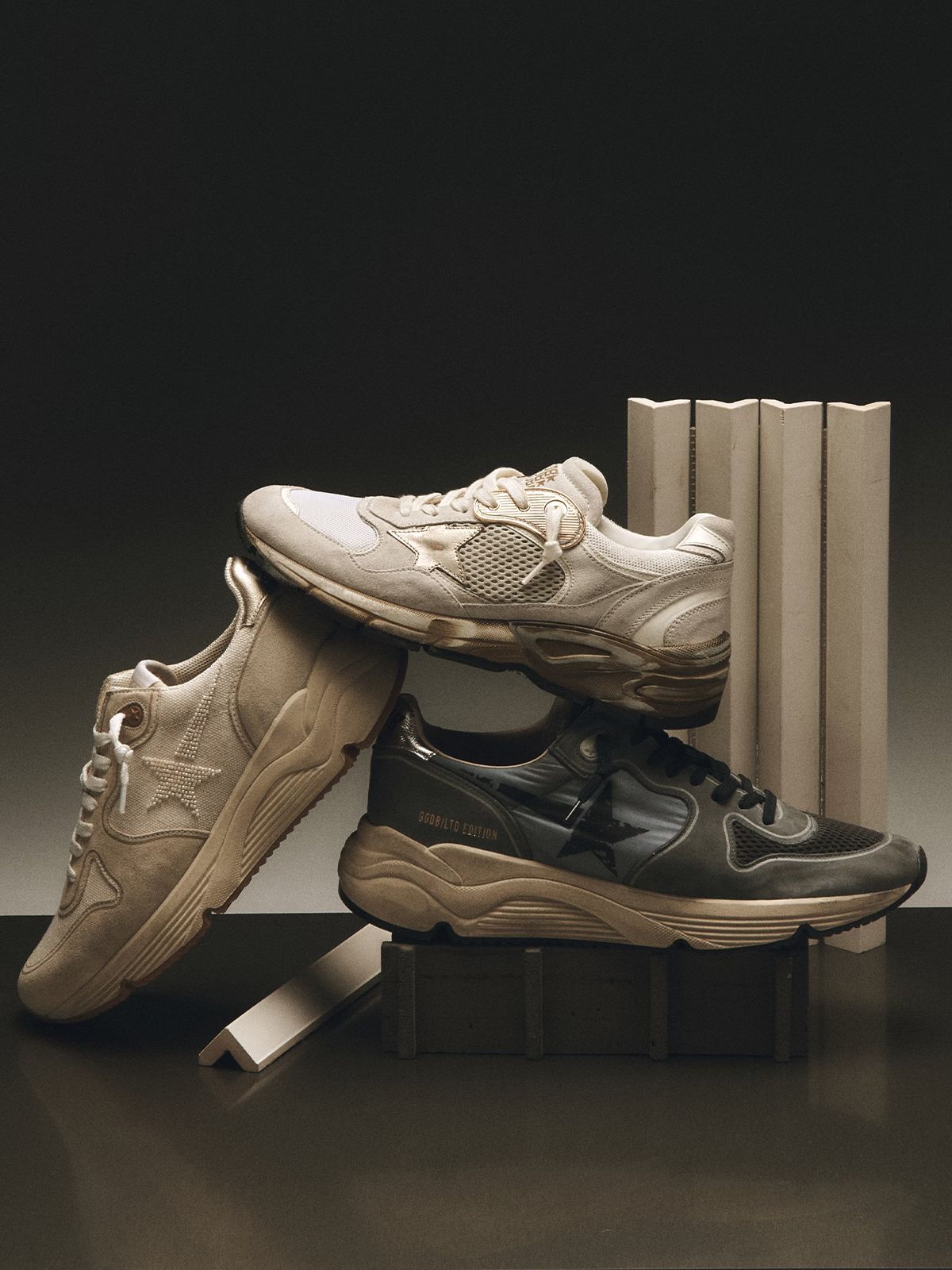 深洞 袋鼠色 板岩黑 低帮 系带 布面  - VALI鞋履AI设计主图