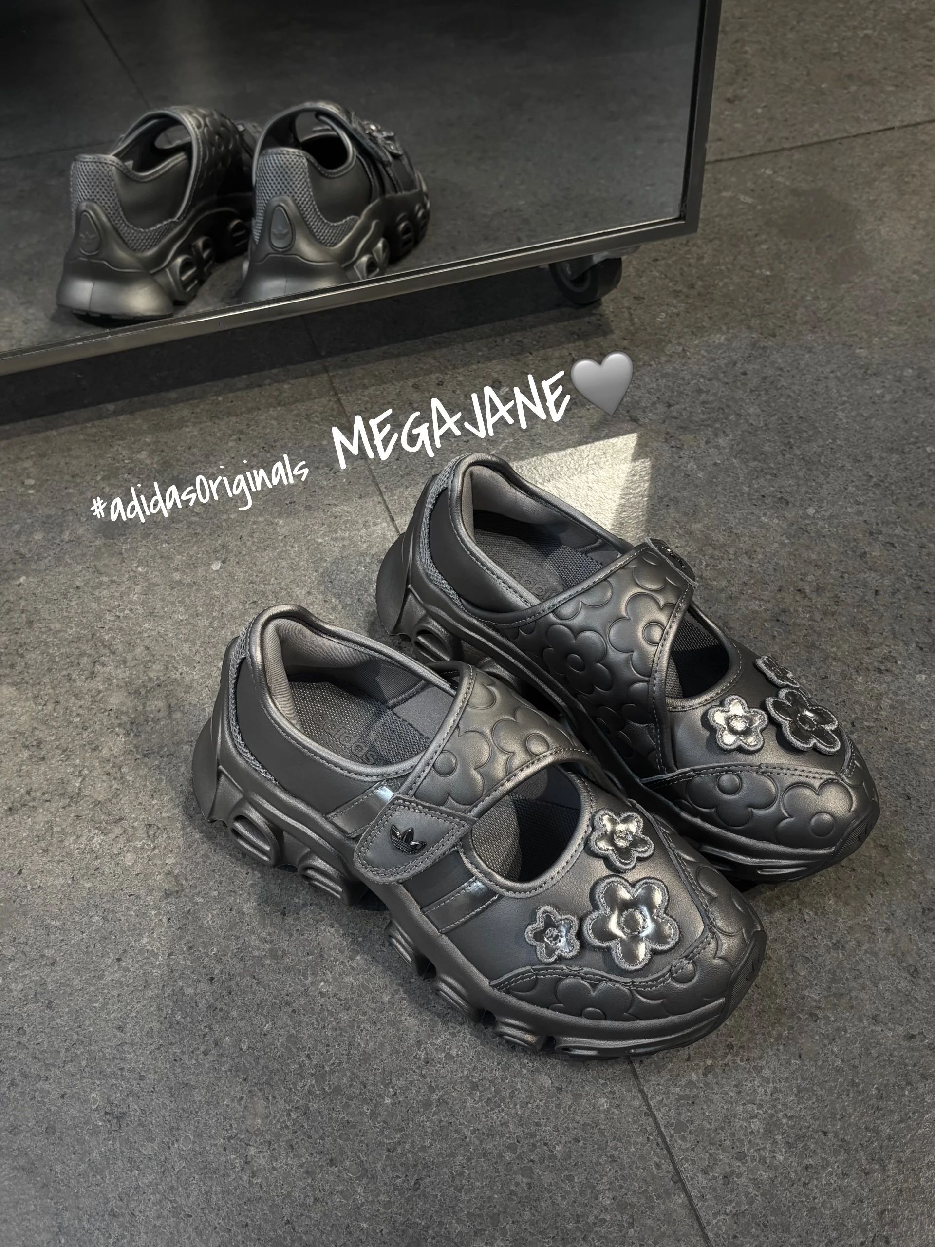 圆头 中口鞋 皮革  - VALI鞋履AI设计主图