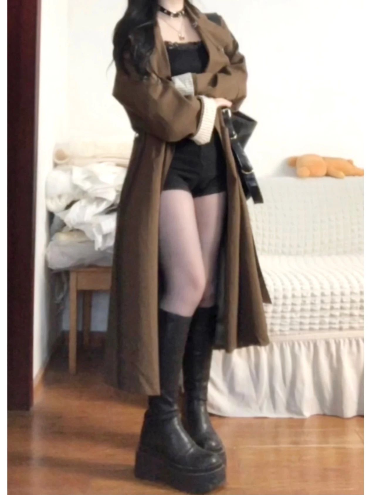 风衣 呢绒 H型 基础袖 热软糖 黑豆色 玻璃瓶色 韩系休闲 休闲  - VALI鞋履AI设计主图