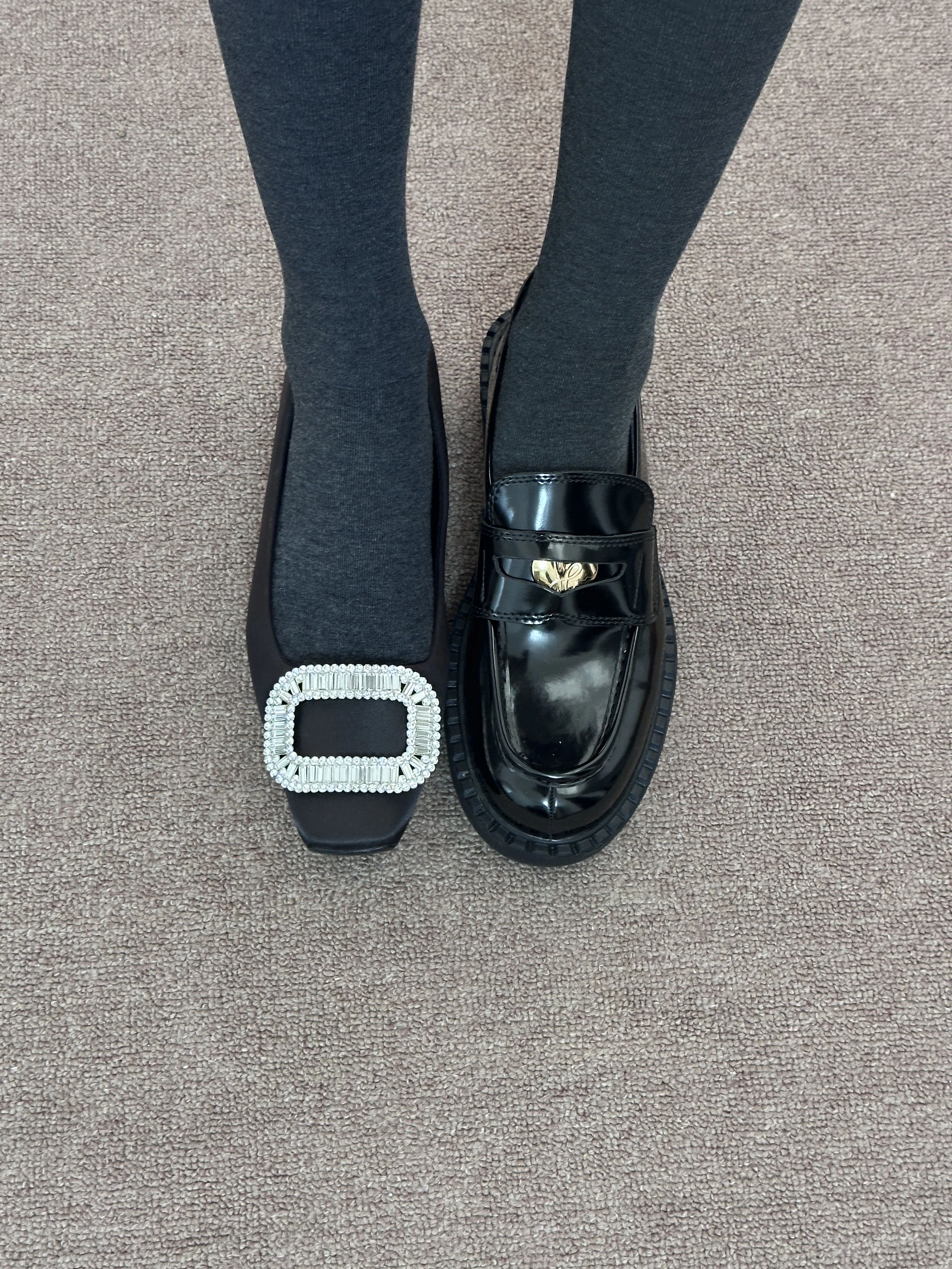 碳色 软玉 魔法森林 圆头 一脚蹬 深口鞋 皮革  - VALI鞋履AI设计主图