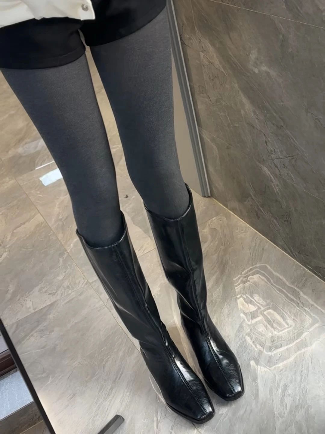 燕尾服 暗影蓝 火山灰 方头 皮革  - VALI鞋履AI设计主图