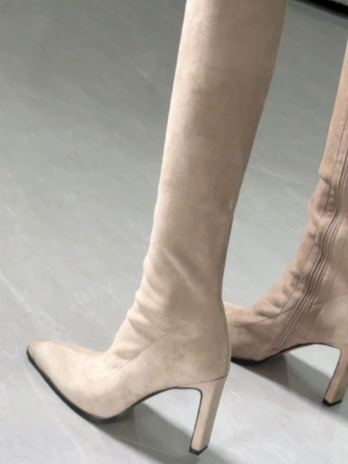 高跟 细跟 沙丘灰 驯鹿色 蛋酒色 皮革  - VALI鞋履AI设计主图