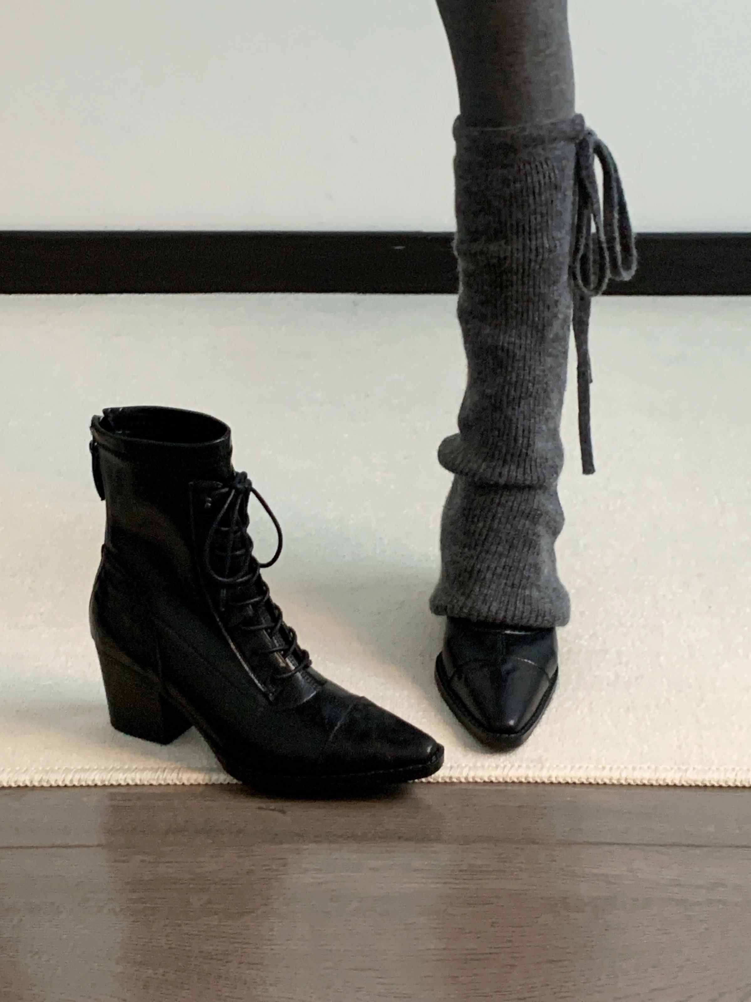 中跟 粗跟 燕尾服 棕灰色 尖头 系带 皮革  - VALI鞋履AI设计主图