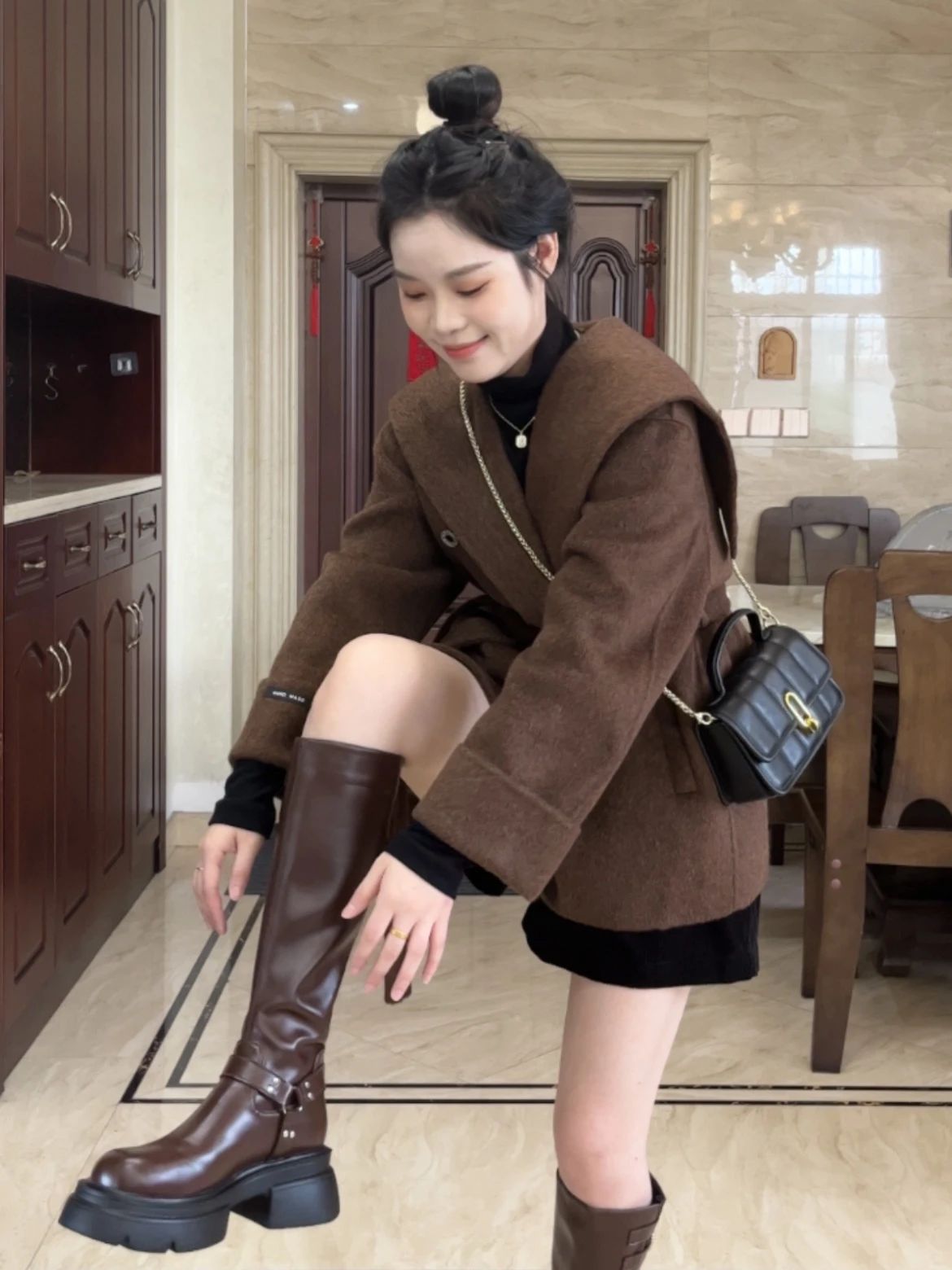 呢绒 H型 基础袖 咖啡褐色 火锅软糖 黑豆色  - VALI鞋履AI设计主图