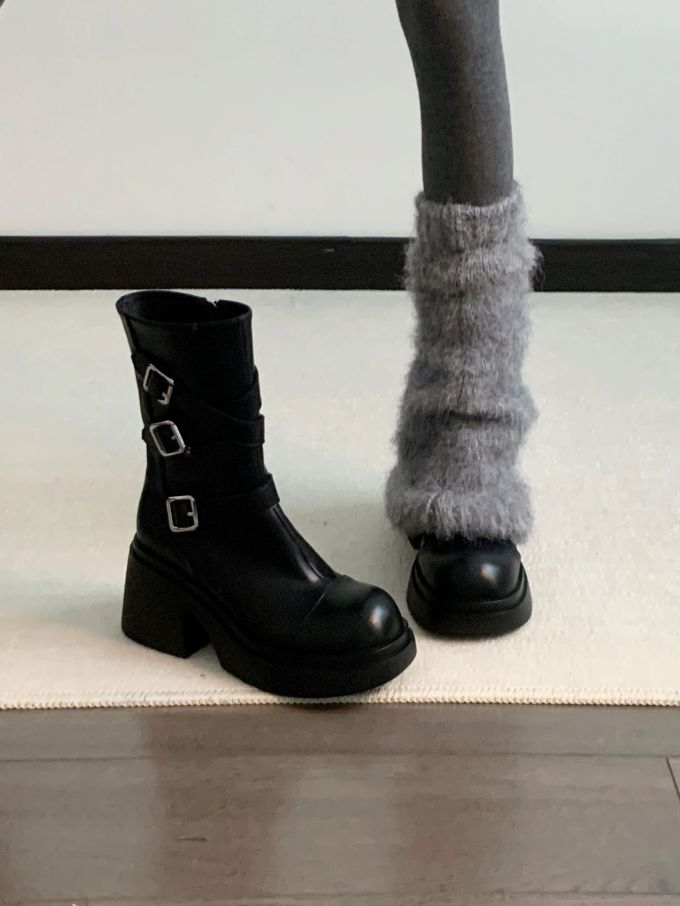 中跟 粗跟 燕尾服 圆头 袢扣 皮革 拉链 