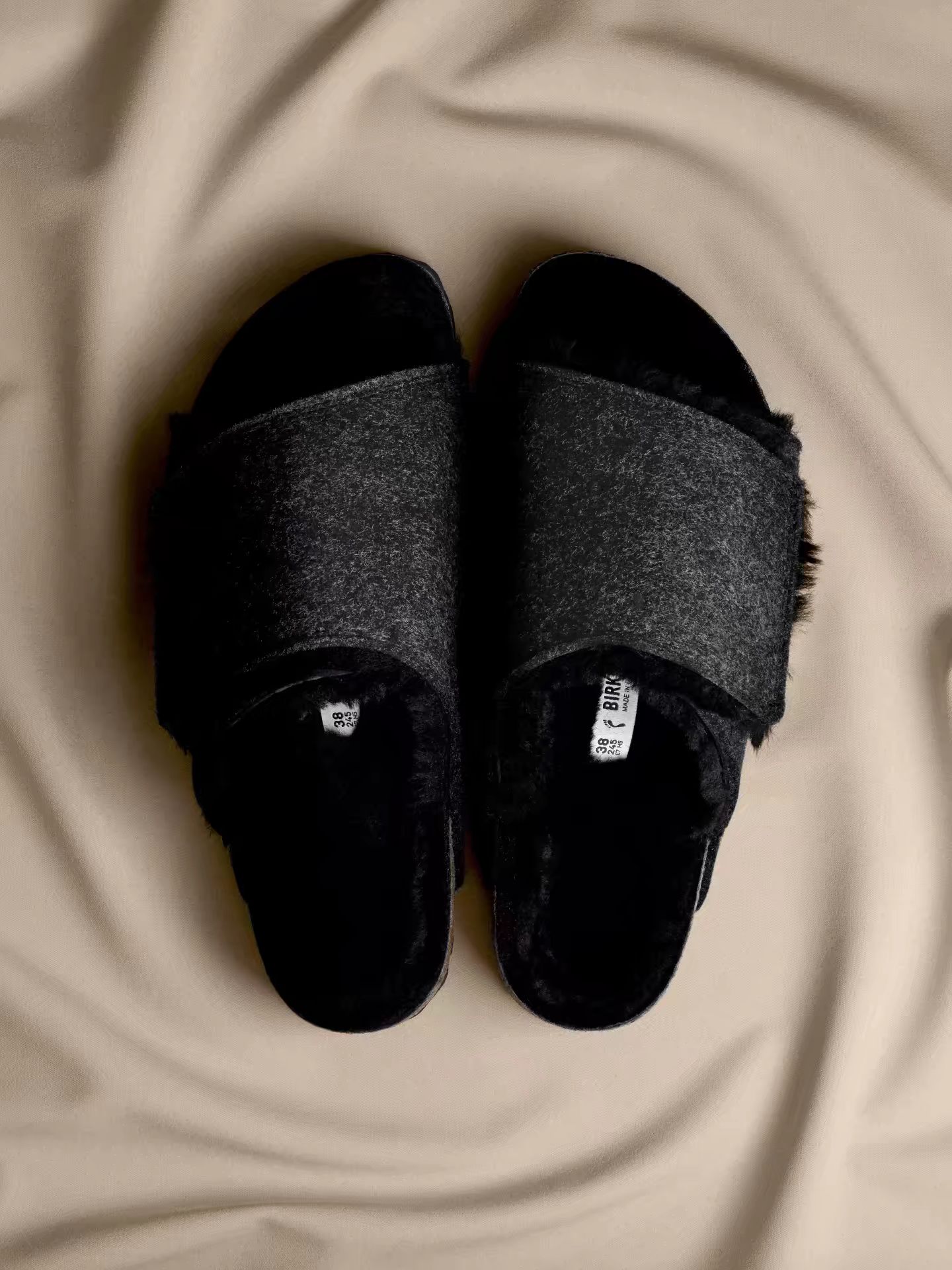 燕尾服 不可穿透 火山灰 无帮 布面  - VALI鞋履AI设计主图