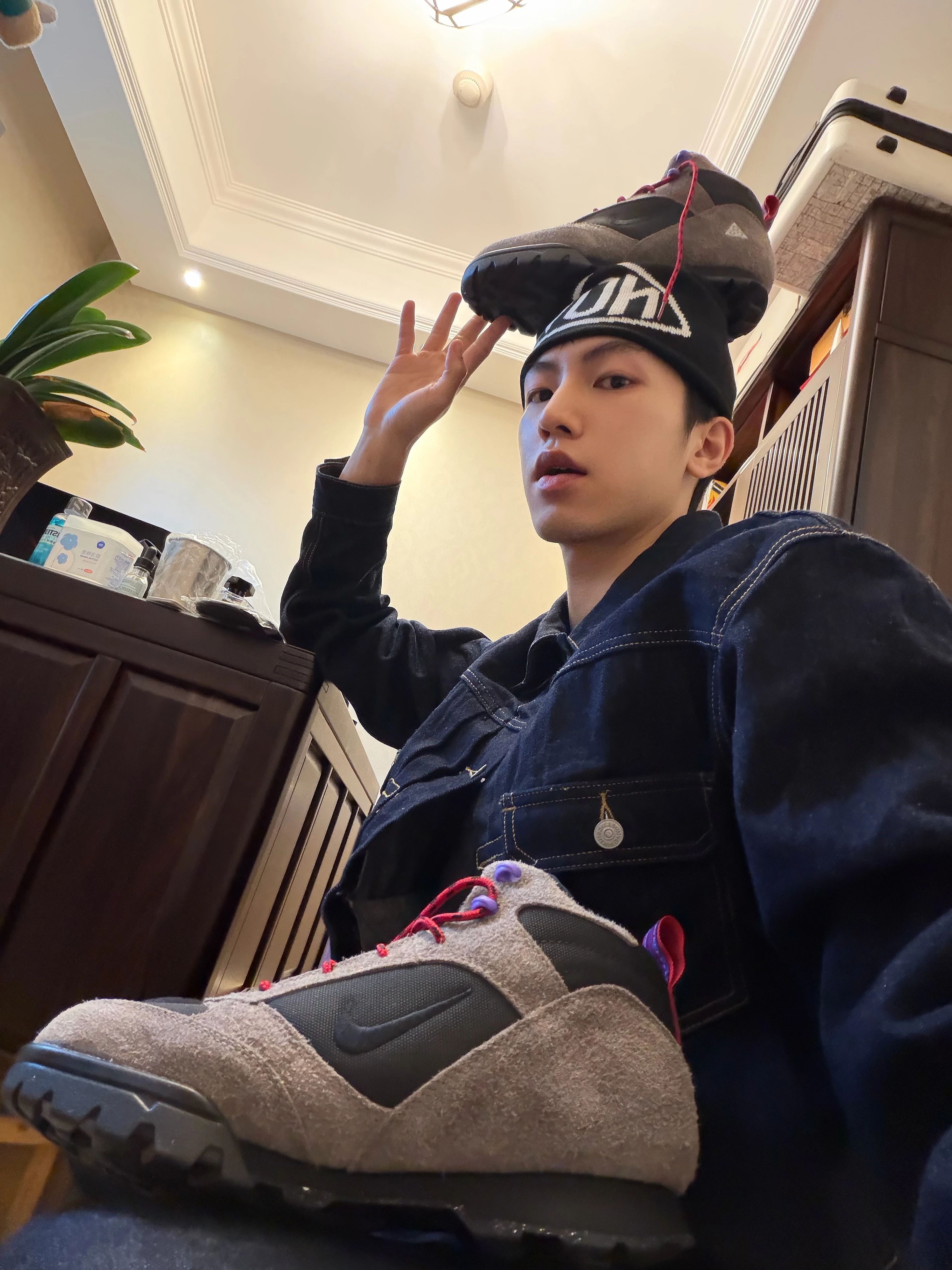 牛仔面料 翻领 中长袖 基础袖 满印&循环 男中音蓝 中世纪蓝  - VALI鞋履AI设计主图