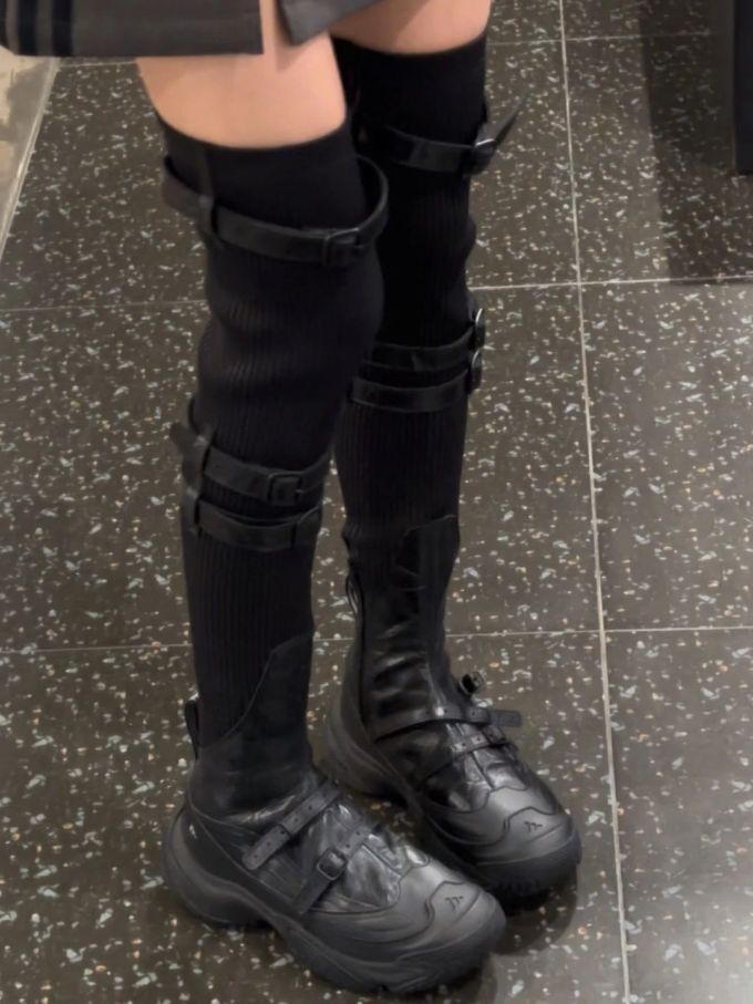 黑美人 不可穿透 火山灰 圆头 皮革 