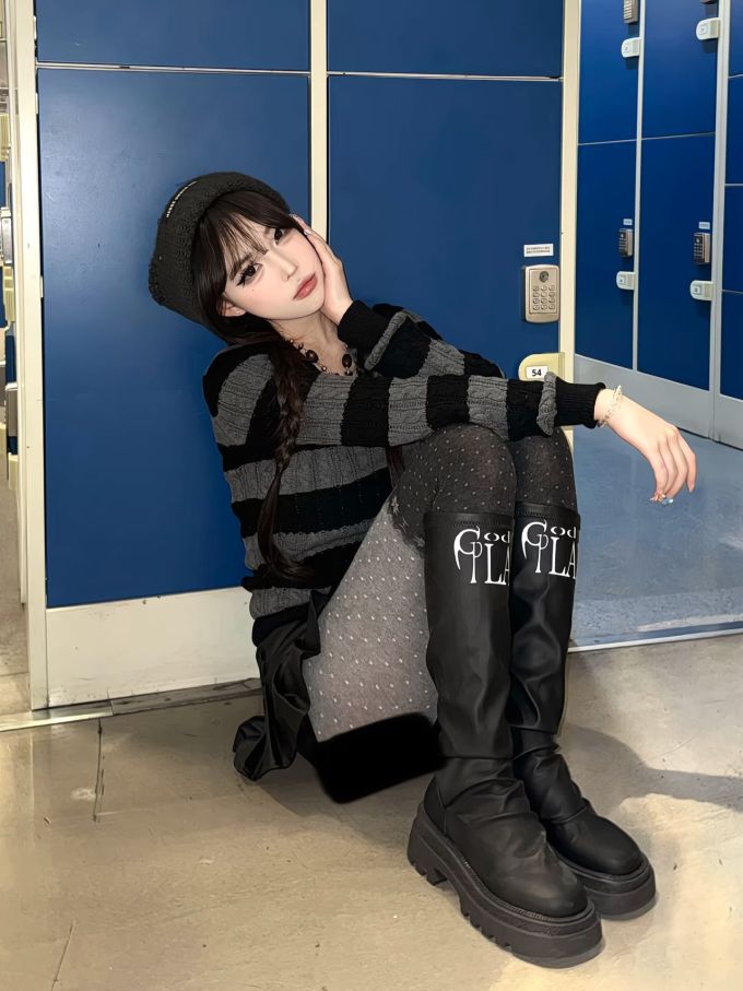 深洞 墨黑色 灯黑 圆头 皮革 