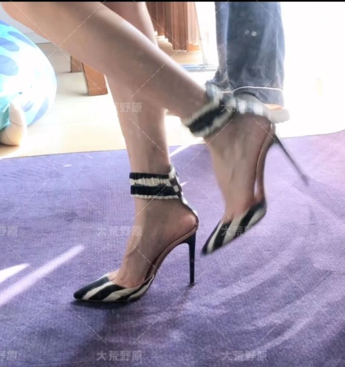 高跟 细跟 停电色 深灰褐色 塔灰色 无帮 