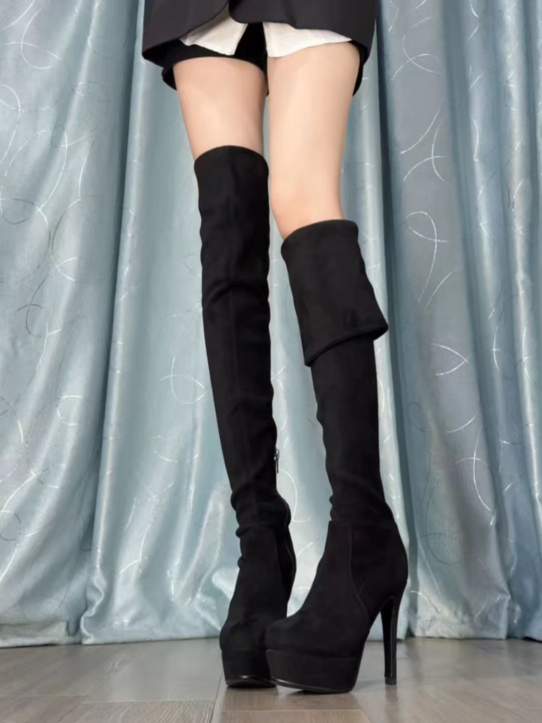 高跟 粗跟 停电色 冰冻色 板岩蓝 尖头 皮革  - VALI鞋履AI设计主图