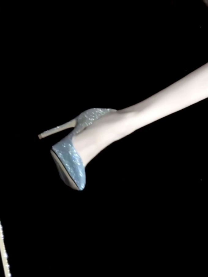 高跟 细跟 燕尾服 灰白色 春湖 低帮 一脚蹬 浅口鞋 蕾丝 