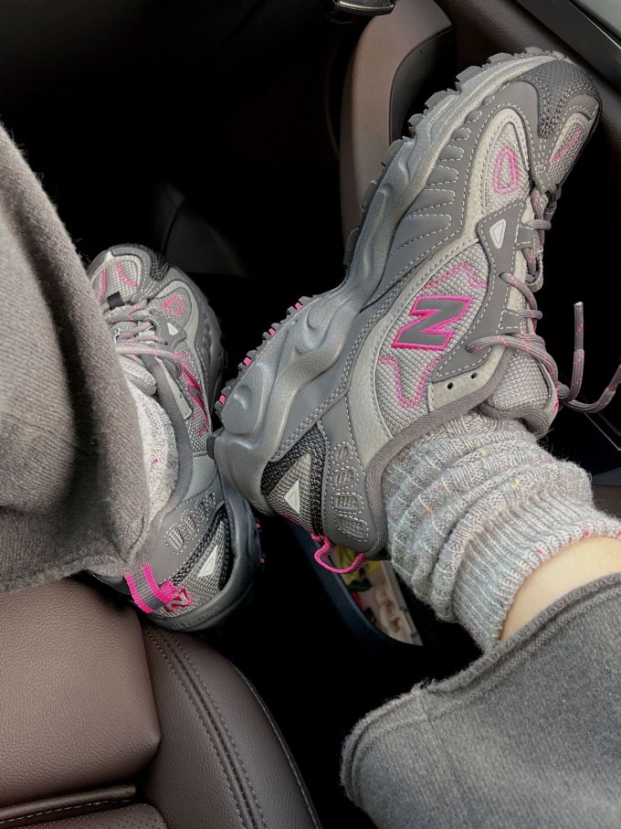 灰鹰 拉丝镍色 石灰色 低帮 系带 皮革 