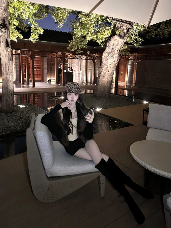 燕尾服 赤铁矿 地下世界 皮革 