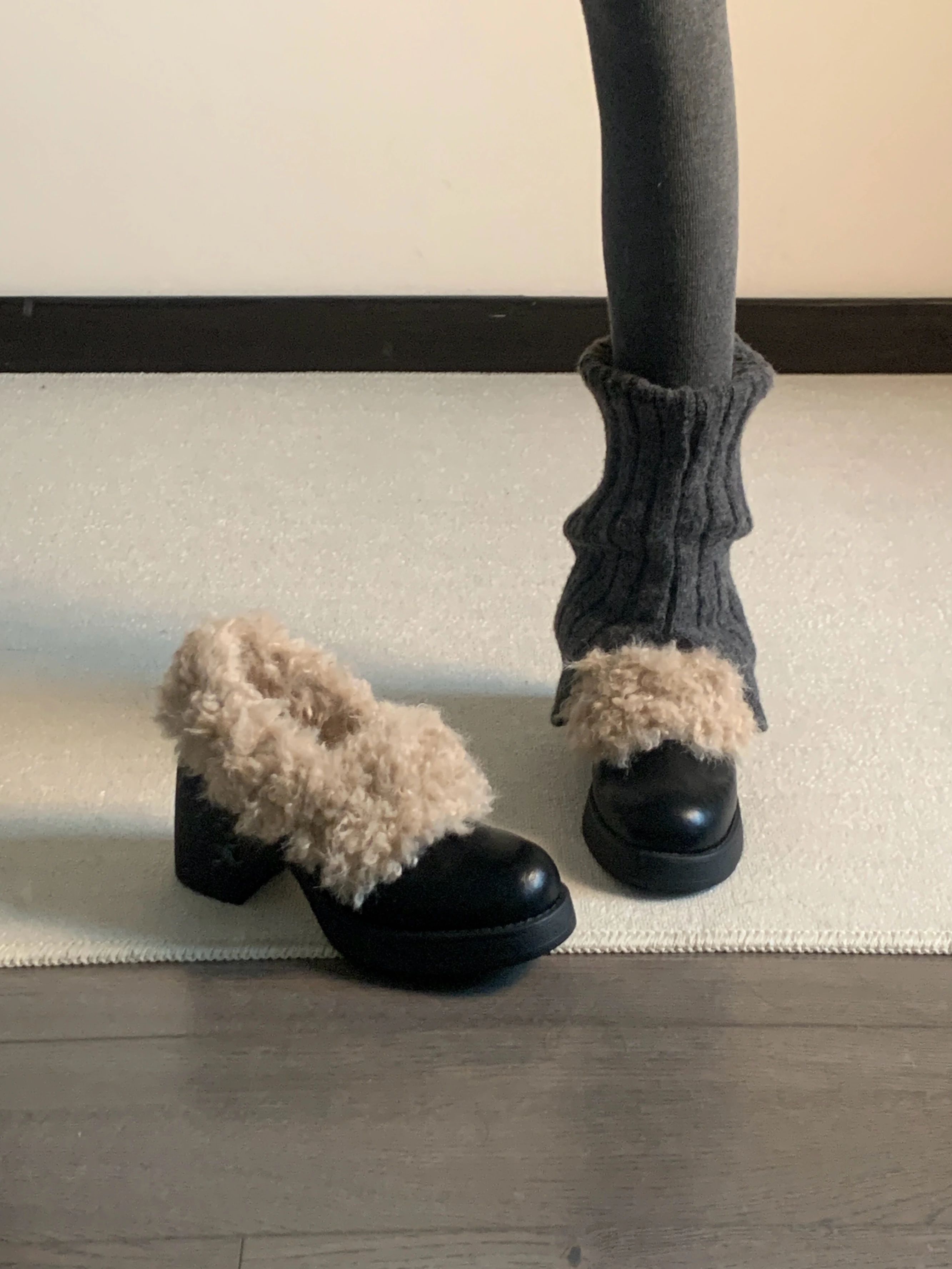 燕尾服 白红色 姜根 低帮 一脚蹬 绒毛/绒面  - VALI鞋履AI设计主图