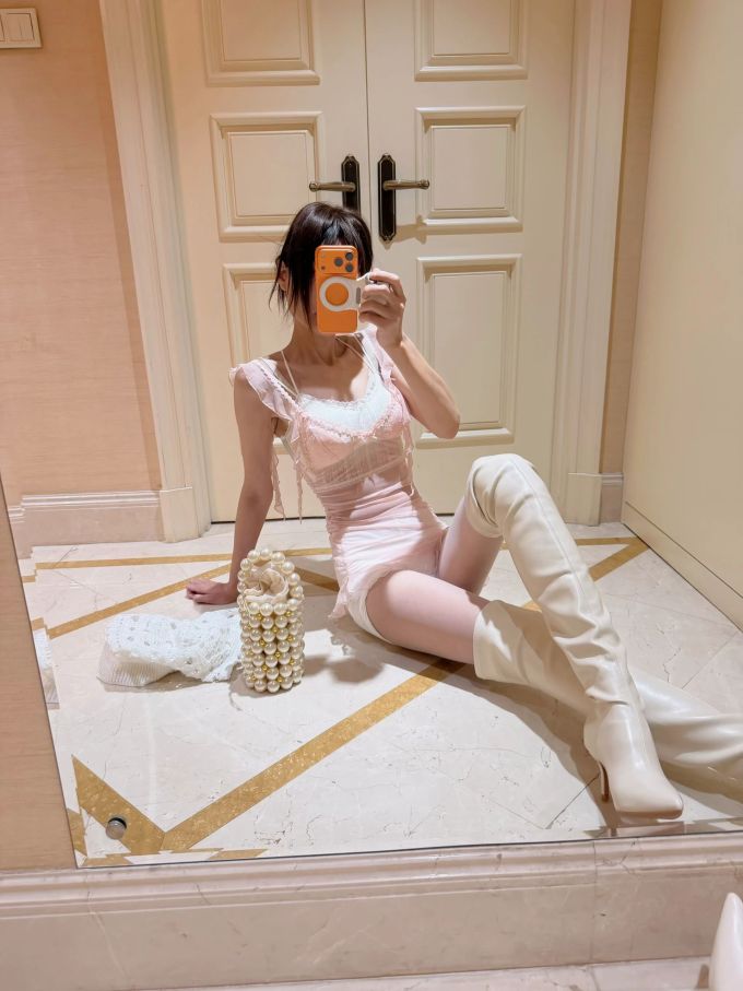 沙白色 土罐色 游牧黄 尖头 皮革 