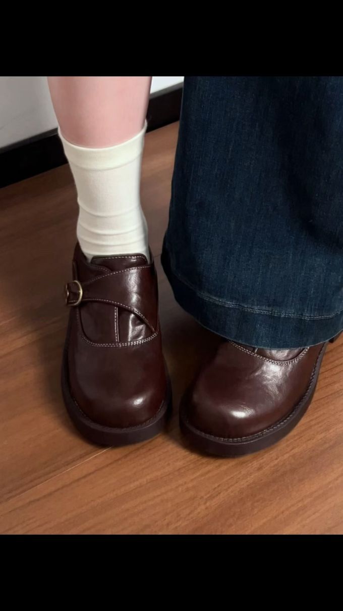 剪影 菊苣咖啡 深桃木色 圆头 低帮 袢扣 深口鞋 皮革 