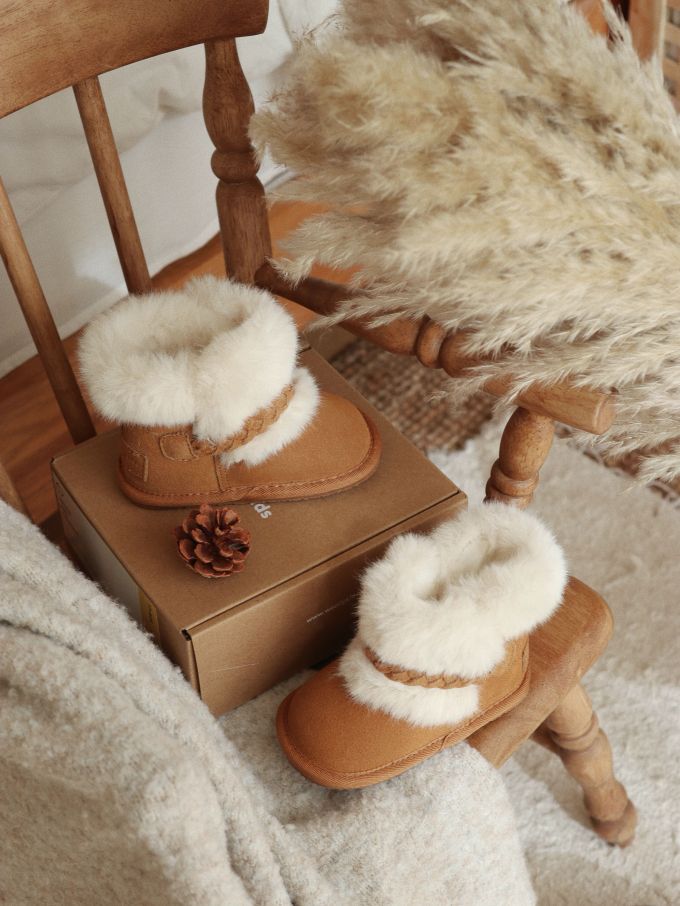 满天星 淡赤黄色 夏日沙 绒毛/绒面 