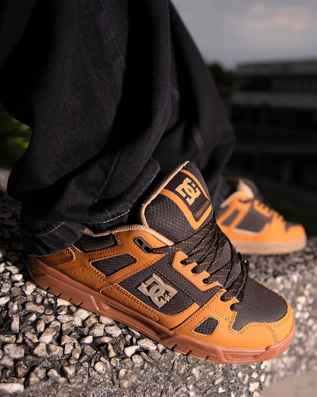 黑豆色 菊苣咖啡 黄晶色 中帮 系带 皮革  - VALI鞋履AI设计主图