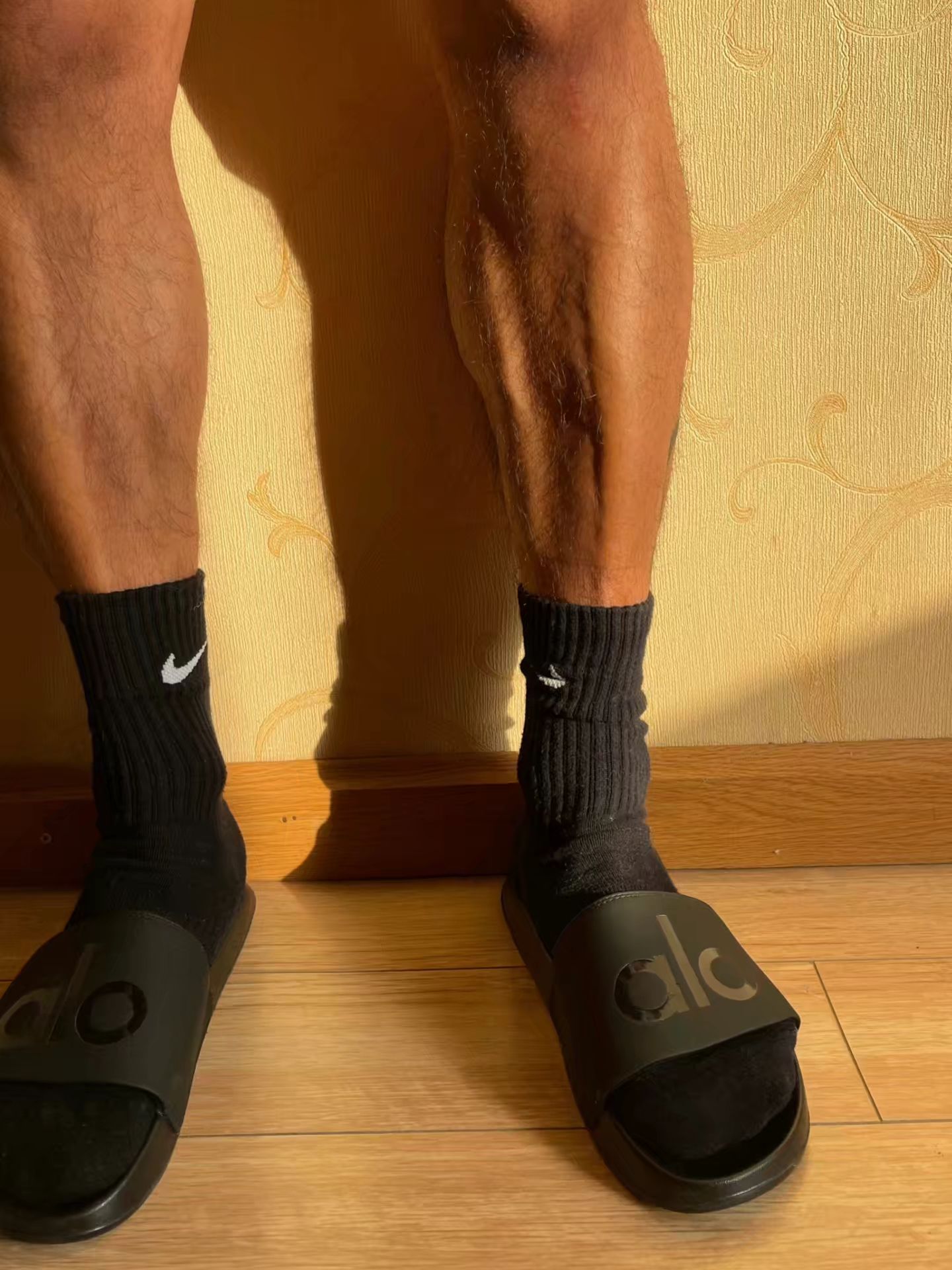 深洞 沙漠棕榈色 深橄榄色 无帮 塑料  - VALI鞋履AI设计主图