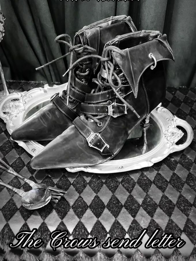 陨石色 青铜色 火山灰 尖头 系带 皮革 