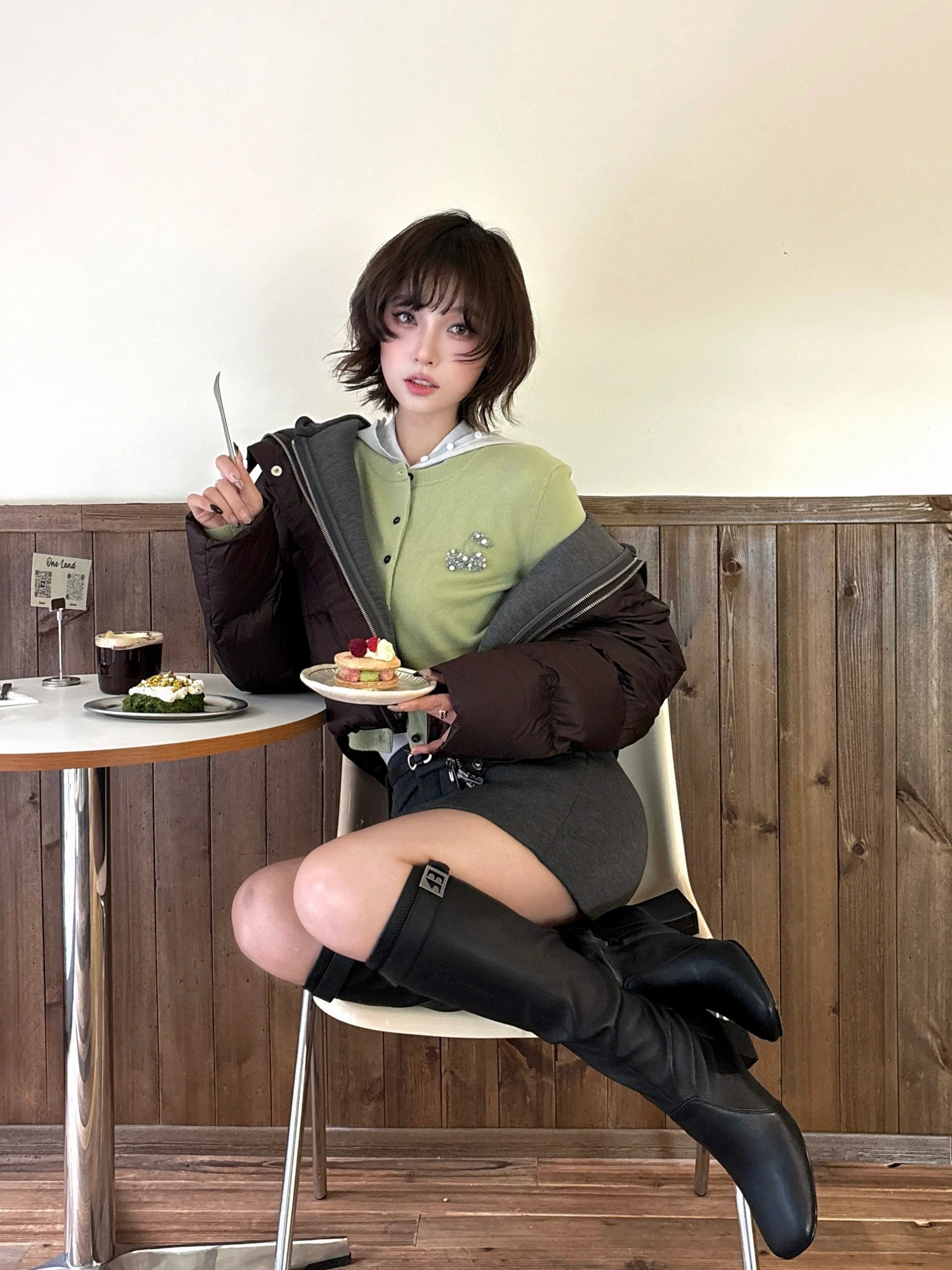 燕尾服 棕灰色 尖头 皮革  - VALI鞋履AI设计主图