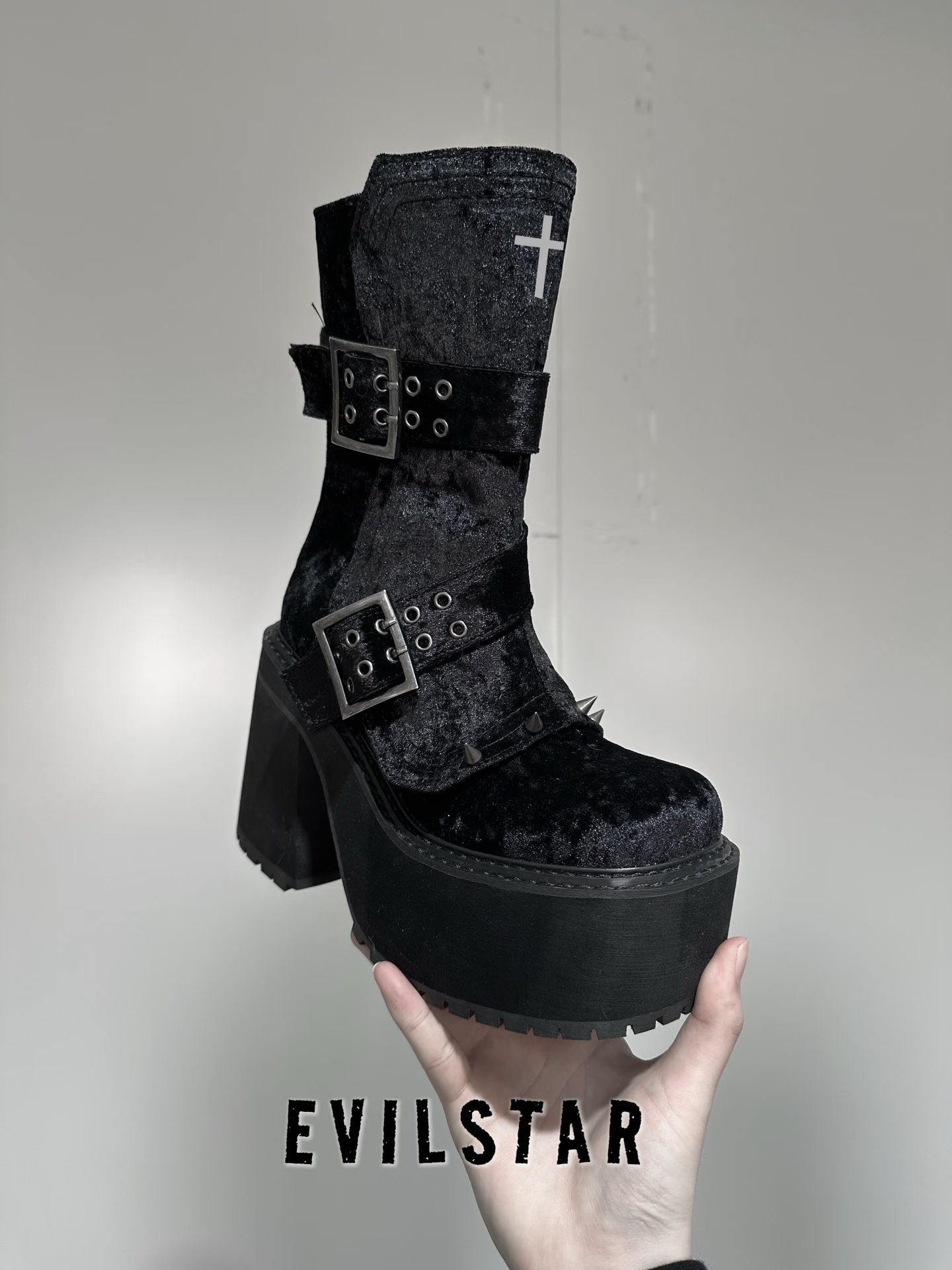 燕尾服 黄貂鱼 沥青色 圆头  - VALI鞋履AI设计主图